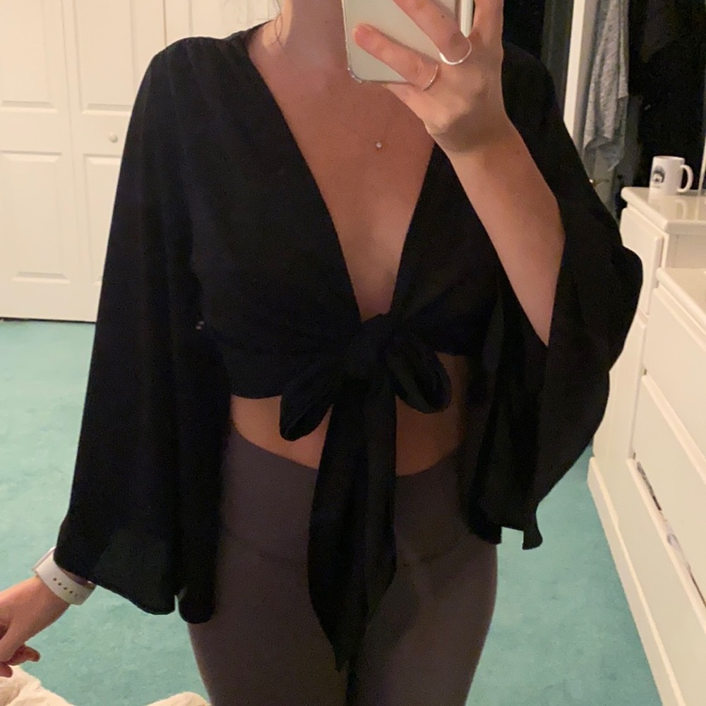 Tie front crop top - Picture 7 of 8